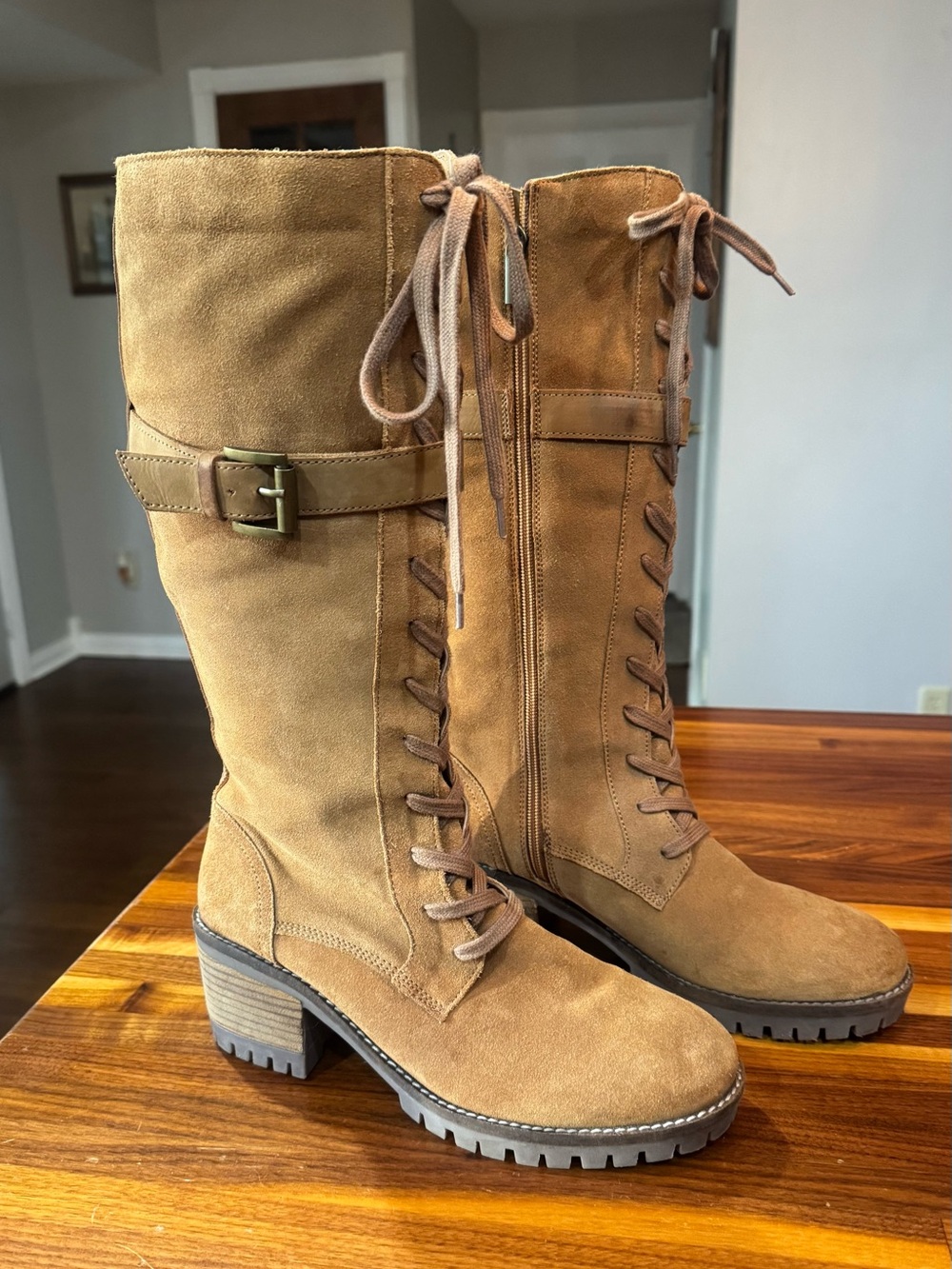 NWOT Vintage Foundry Co Naomi boots size 9